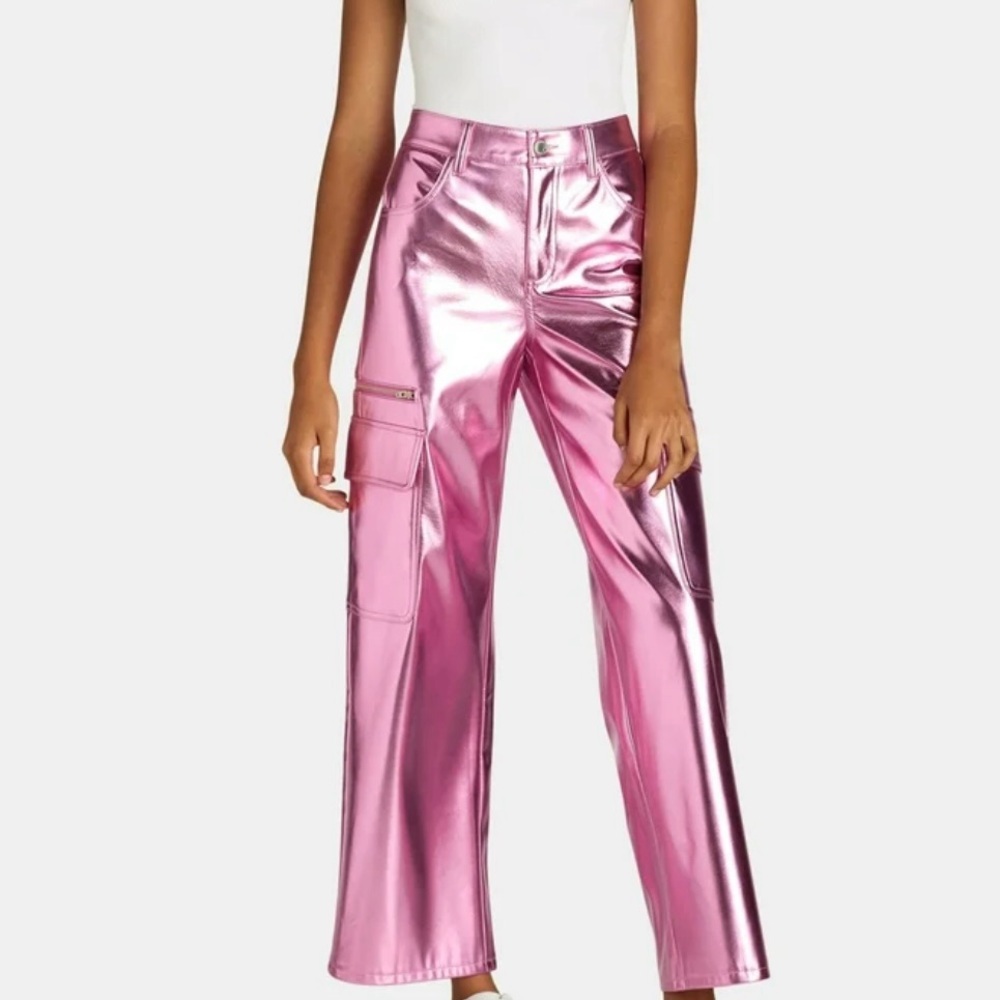 No Boundaries Metallic Pink Wide Leg Cargo Pants. Size 8-10